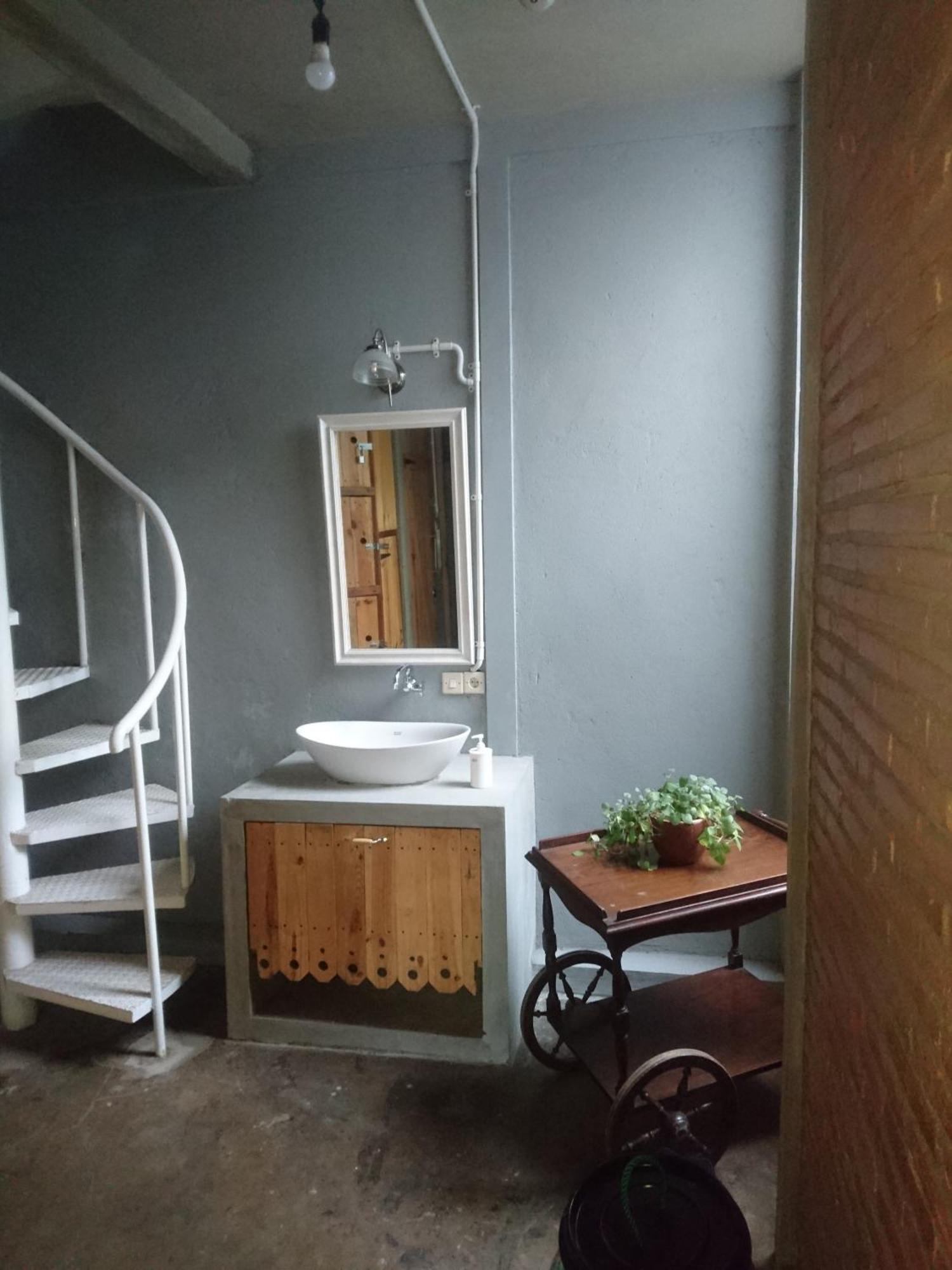 Shelter Hostel Маланг Екстер'єр фото